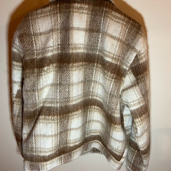 Men’s Forever 21 Fuzzy Jacket Large - Picture 3 of 3